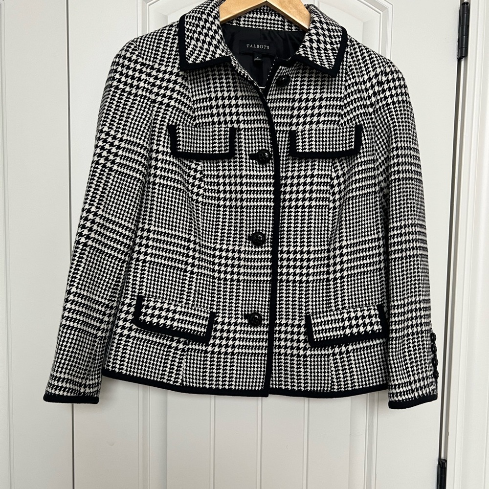 Tweed blazer